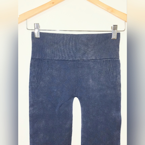 Eye Candy sizeM Blue Gray Textured Distressed Look Leggings. Wear Anywhere Any - Picture 7 of 12
